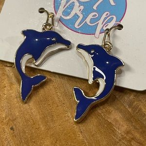 NWT! Boutique Navy Dolphin 🐬 Drop Earrings! ❤️